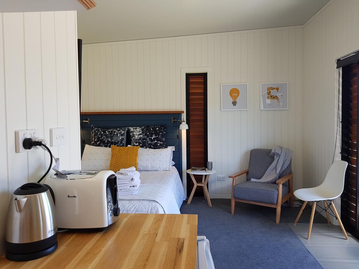 Admiral Waters Bed and Breakfast Cooks Beach Εξωτερικό φωτογραφία